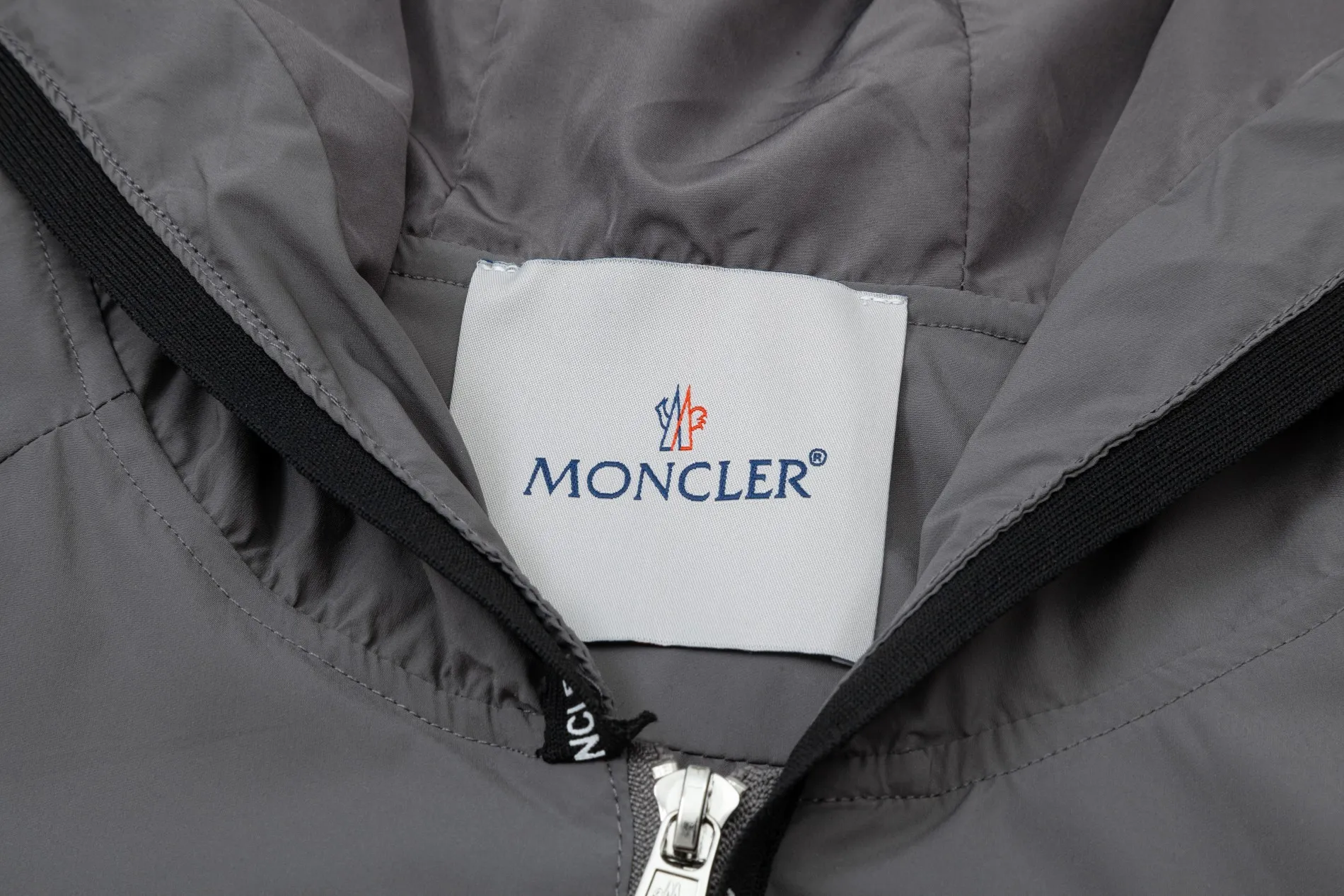 2024 MONCLER logo Authentic Premium Factory Versatile ！ ：White Gray Black Size：M 4XL
